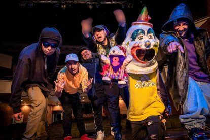 Mugre Sur ha representado al país en festivales internacionales como Rap al Parque, de Colombia.