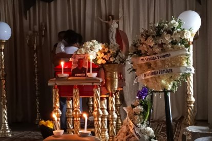 Las honras fúnebres se realizaron en su vivienda, ubicada atrás de la ciudadela La Salud.