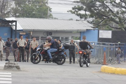 Un ataque armado ocurrió en los exteriores de la Penitenciaría del Litoral.