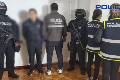 En los allanamientos ocho personas fueron detenidas.