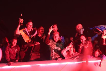 Los campeones celebraron la estrella 13 en su respectiva caravana.