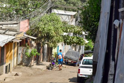 El cuerpo de la menor de edad fue encontrado en Flor de Bastión, en el noroeste de Guayaquil.
