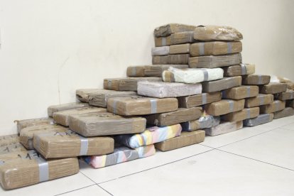 El método típico de embalaje de la droga es en bloques.