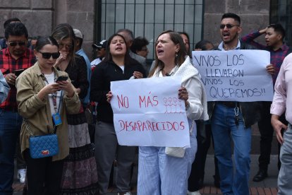 En Quito y Guayaquil se desarrollan protestas por la desaparición de cuatro menores de edad.