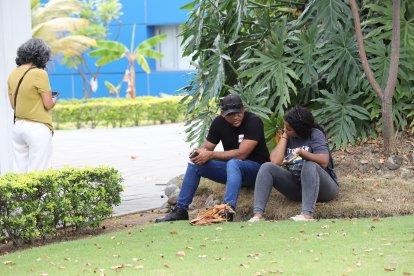 Familares de los desaparecidos se encontraron en la morgue.