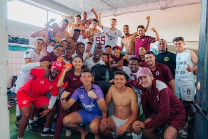 Atlético Vinotinto consiguió su boleto a la Serie B al imponerse en semifinales a Liga de Portoviejo.