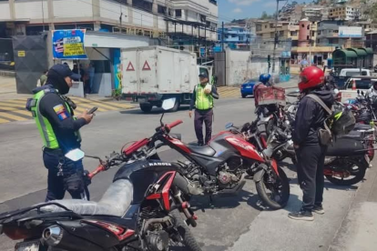 Conoce cómo rige el pico y placa en Quito este 31 de diciembre.
