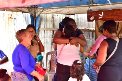 Familiares y amigos están desmoronados por el crimen de los menores de Las Malvinas.