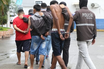 Dos de los detenidos tienen antecedentes penales. Serán presentados ante la autoridad judicial competente.