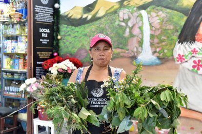 Myriam se abasteció de hierbas para el fin de 2024 y el inicio de 2025.