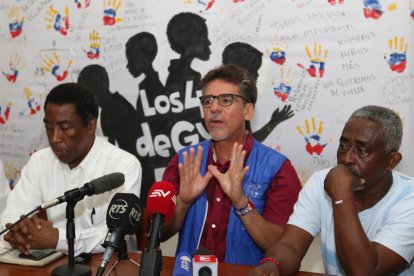 Organizaciones sociales se manifestaron al ser un mes de la desaparición de los cuatro menores de Las Malvinas.