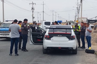 En este carro fue encontrado asesinado el ciudadano Bram Armando Perero Basilio.