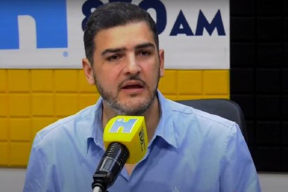 Aquiles Álvarez, alcalde de Guayaquil, se mantiene firme en su posición sobre los trabajos para ejecutar la obra entre los cantones vecinos.