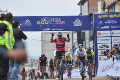 Cristian Pita será el primer ciclista tricolor en un equipo asiático.