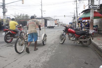 Cinco personas fueron atacadas a tiros en este sector de Durán.