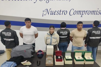 Una mujer de 30 años contactaba a sus víctimas a través de redes sociales.