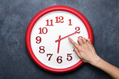 El ajuste de horarios en Estados Unidos ocurre en primavera y otoño.