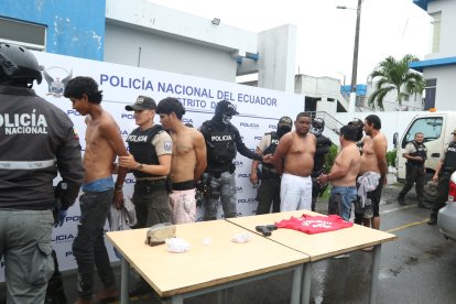 Los detenidos y las evidencias fueron trasladados a la Unidad de Vigilancia Comunitaria de El Recreo