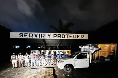 Los paquetes estaban en el interior de un carro, escondidos ingeniosamente.