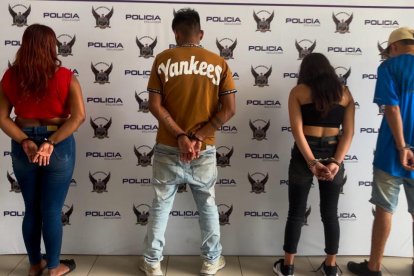 Los ciudadanos se movilizaban en dos vehículos.