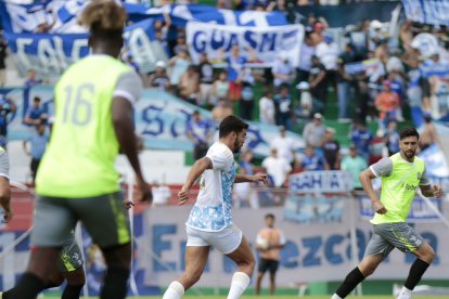 Emelec se midió con Manta en amistoso, en Portoviejo, este 25 de enero.