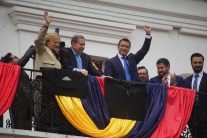 Edmundo González fue recibido por el presidente Daniel Noboa.