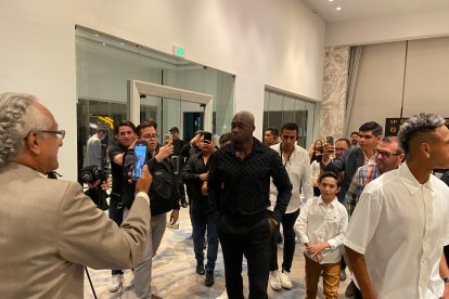 Jugadores llegaron a la Cena Amarilla.