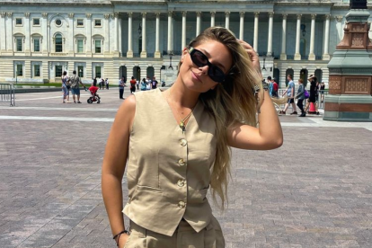 Oana se recupera tras ser sometida a varias cirugías.