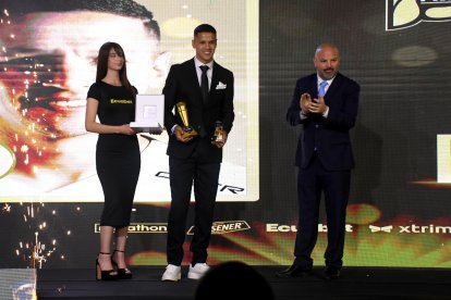 Álex Arce, goleador de Liga de Quito, fue designado como el mejor jugador de la LigaPro de 2024.