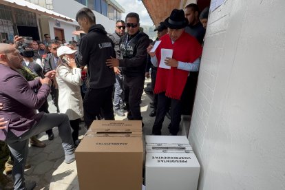 El candidato presidencial por Pachakutik, votó en Cotopaxi.