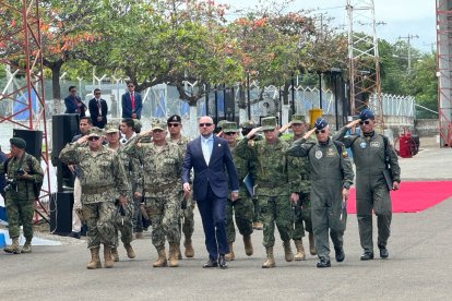 El ministro de Defensa se refirió al asesinato de un comandante de las Fuerzas Armadas.