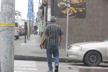 El hombre fue asesinado dentro de este restaurante ubicado en La Alborada.