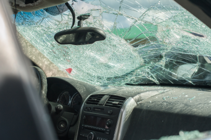 Imagen referencial | Un auto colisionó contra otros en cabecera cantonal de Samborondón.