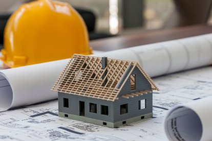 La ayuda prioriza a jóvenes, adultos mayores y personas en situación de vulnerabilidad.