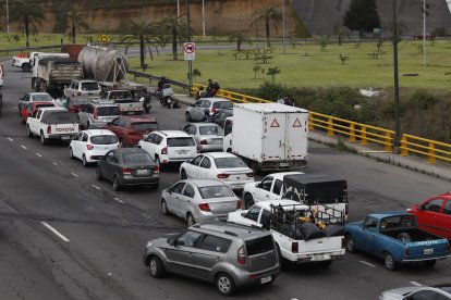 Tráfico en la Ruta Viva se generó por accidente de tránsito.