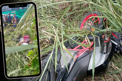 La pareja quedó sin vida sobre unos matorrales.