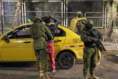 Las Fuerzas Armadas colaborarán en intervenciones específicas como apoyo a la Policía Nacional.