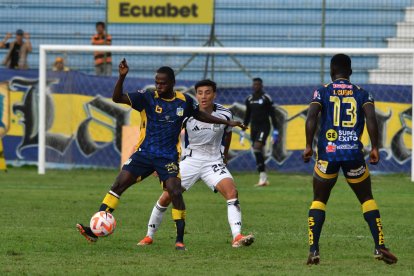 Delfín y Emelec se enfrentan en la segunda fecha de la LigaPro 2025.