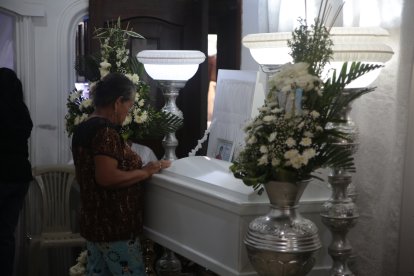 Los restos del niño fueron velados en su domicilio y, en horas de la tarde, sepultados en el cementerio de Pascuales.