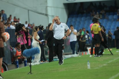 Jorge Célico evidenció el malestar luego de fallar el penal de Emelec contra Macará