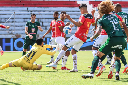 Mushuc Runa y Deportivo Cuenca se vuelven a enfrentar en la fecha 3 de la LigaPro 2025