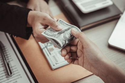 En la Costa y Galápagos, el décimo cuarto sueldo debe pagarse hasta el 15 de marzo.