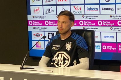 El zaguero Mateo Carabajal estará en la defensa de los rayados ante los amarillos.