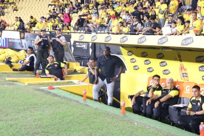 Segundo Castillo, DT de Barcelona SC, ante Independiente del Valle.