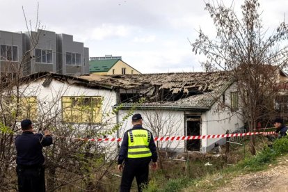 Incendio en discoteca de Macedonia del Norte deja 59 víctimas mortales y graves irregularidades.