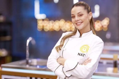 Natalia Regge se convierte en la primera semifinalista en MasterChef Celebrity Ecuador 2.