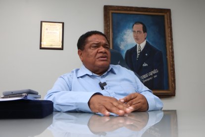 Guzmán atendió a EXPRESO desde su oficina presidencial en el estadio George Capwell, en el centro-sur de Guayaquil.