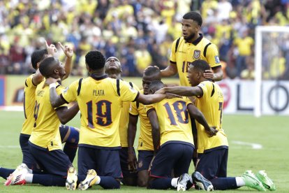 Ecuador - Venezuela: la celebración del 1-0 de Enner Valencia.