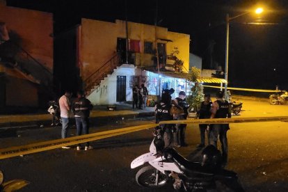 Un joven de 22 años sobrevivió al ataque armado.