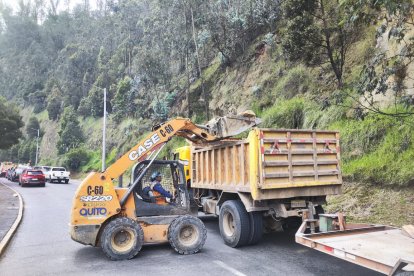 Los deslizamientos de tierra en Quito, debido a las lluvias, podrían incrementarse en abril.